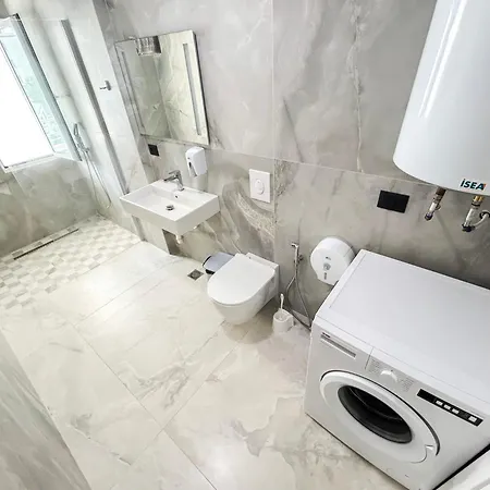 Apartment 1 Bedroom 1119
