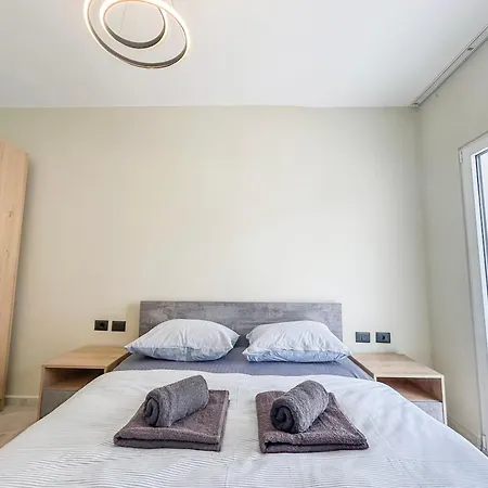 1 Bedroom 1119 Apartment