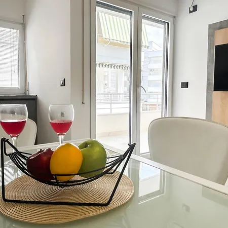1 Bedroom 1119